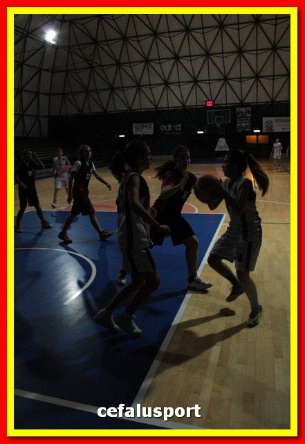150228 Basket_U13F 086_tn.jpg